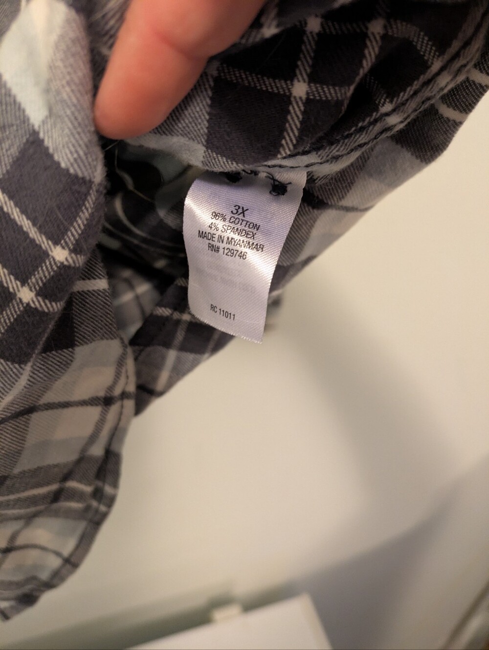 Ridgecut Tuff Wear Women's 3X black, white gray And Blue Plaid Button Up Shirt. - Picture 5 of 8